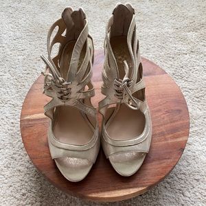 Like Vince Camuto Gold Metallic High Heels